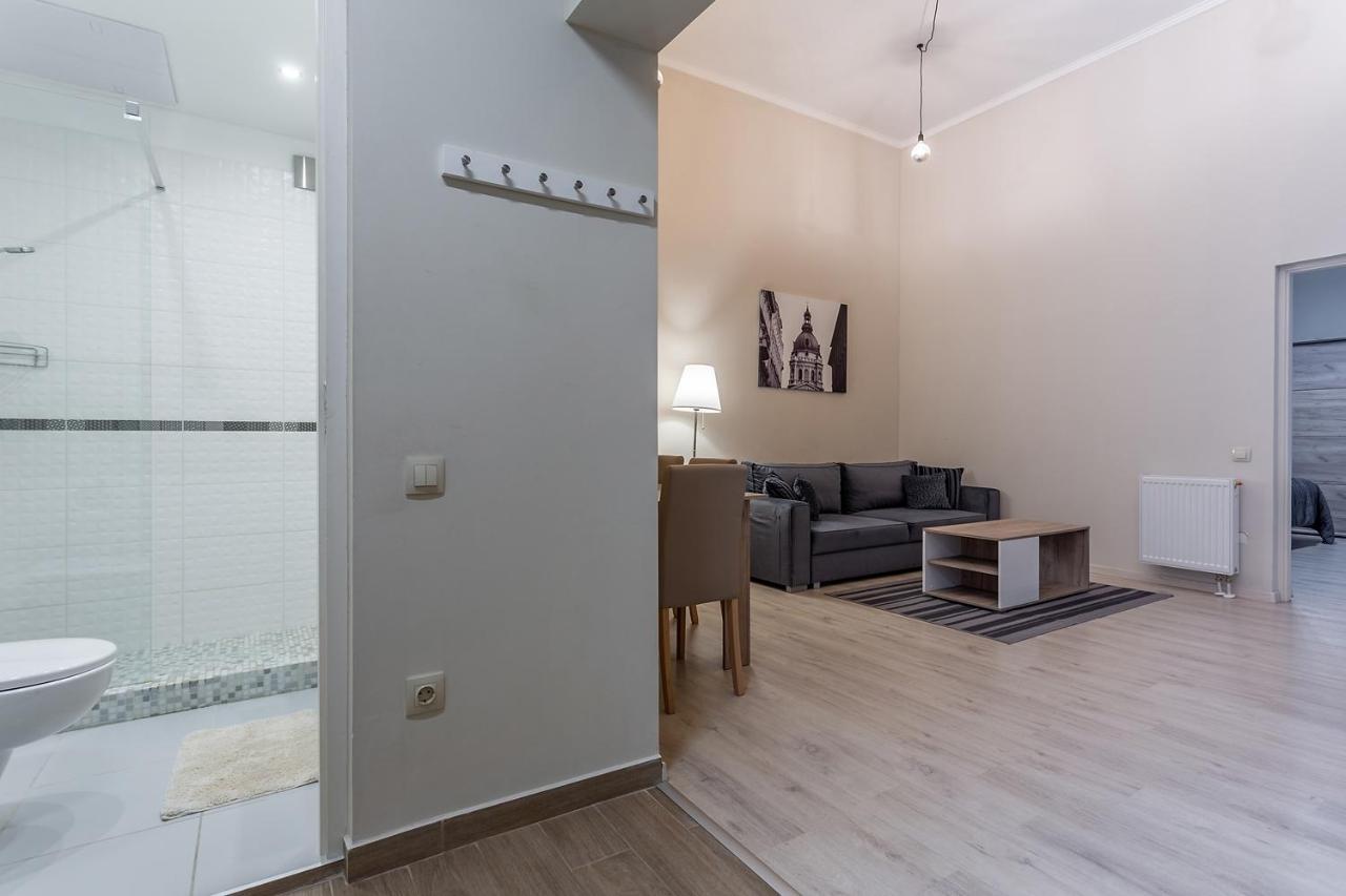 Goldcentral Apartment Akacfa Budapesta Exterior foto