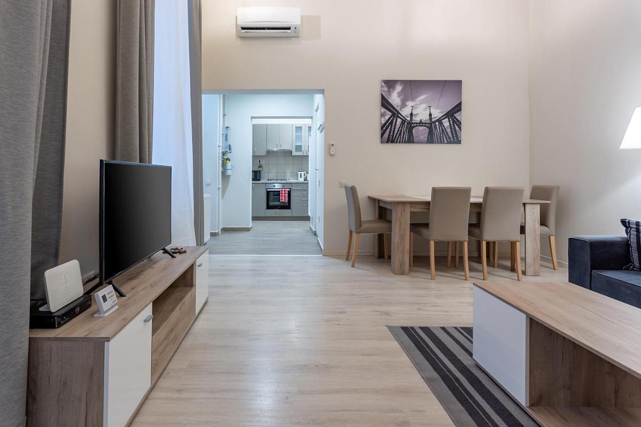 Goldcentral Apartment Akacfa Budapesta Exterior foto