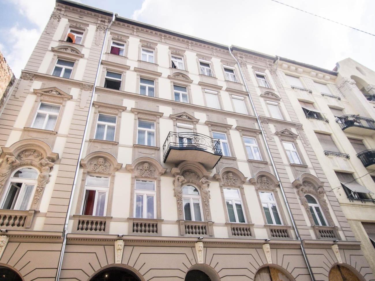 Goldcentral Apartment Akacfa Budapesta Exterior foto