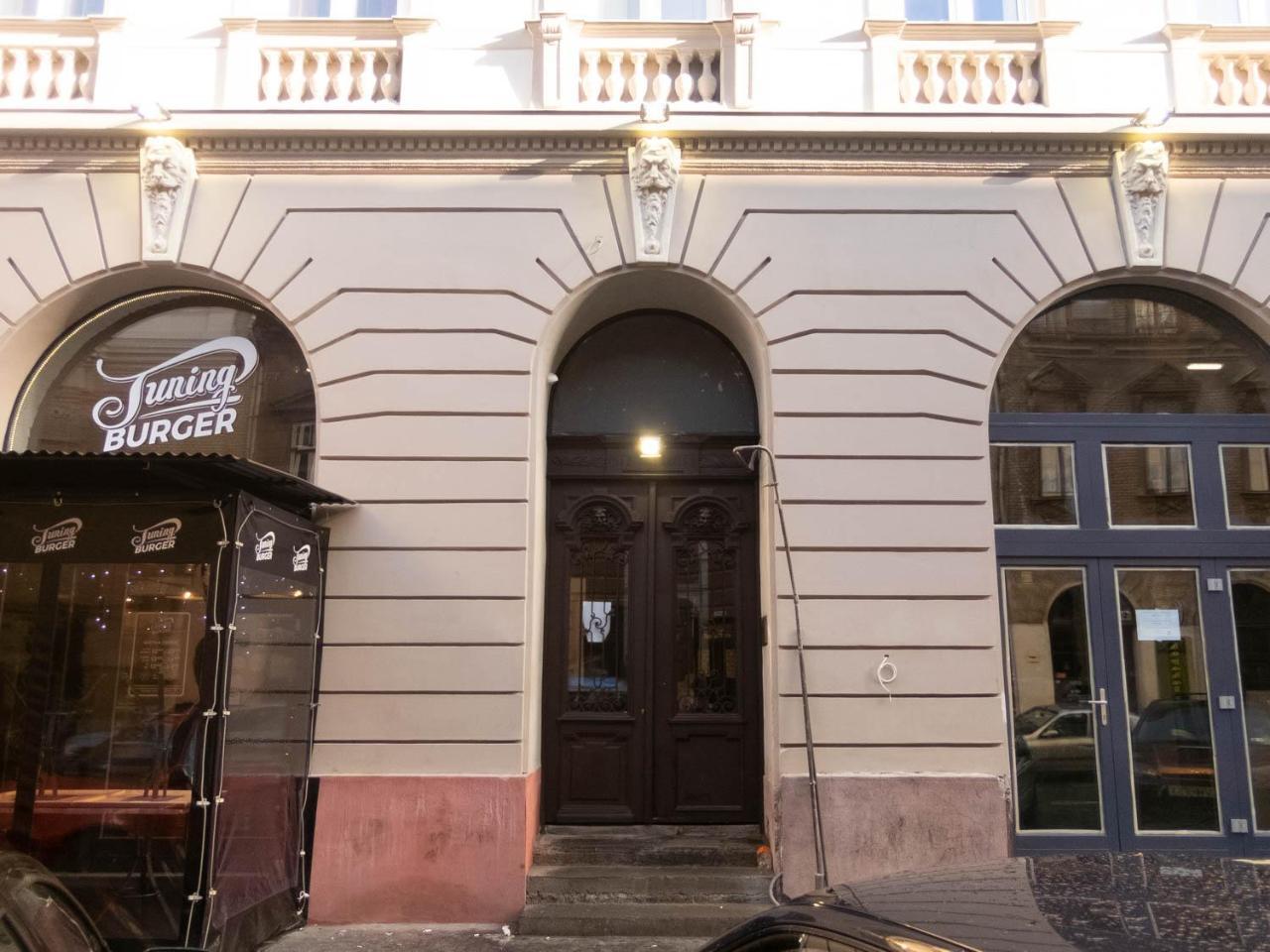 Goldcentral Apartment Akacfa Budapesta Exterior foto